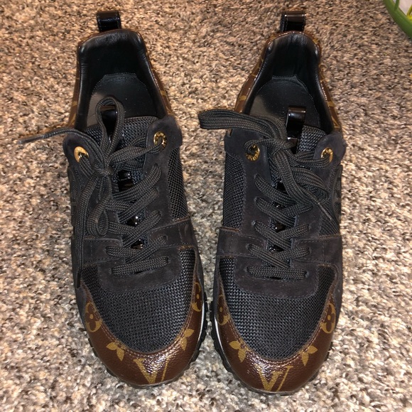 Louis Vuitton shoes - Picture 2 of 4